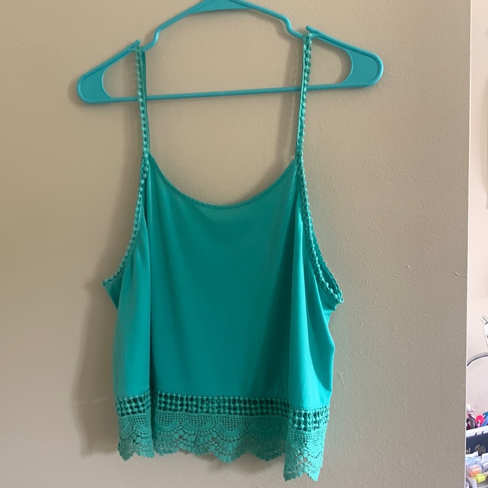 Mason & Mckenzie teal blue/surgical green crop tank top size XL